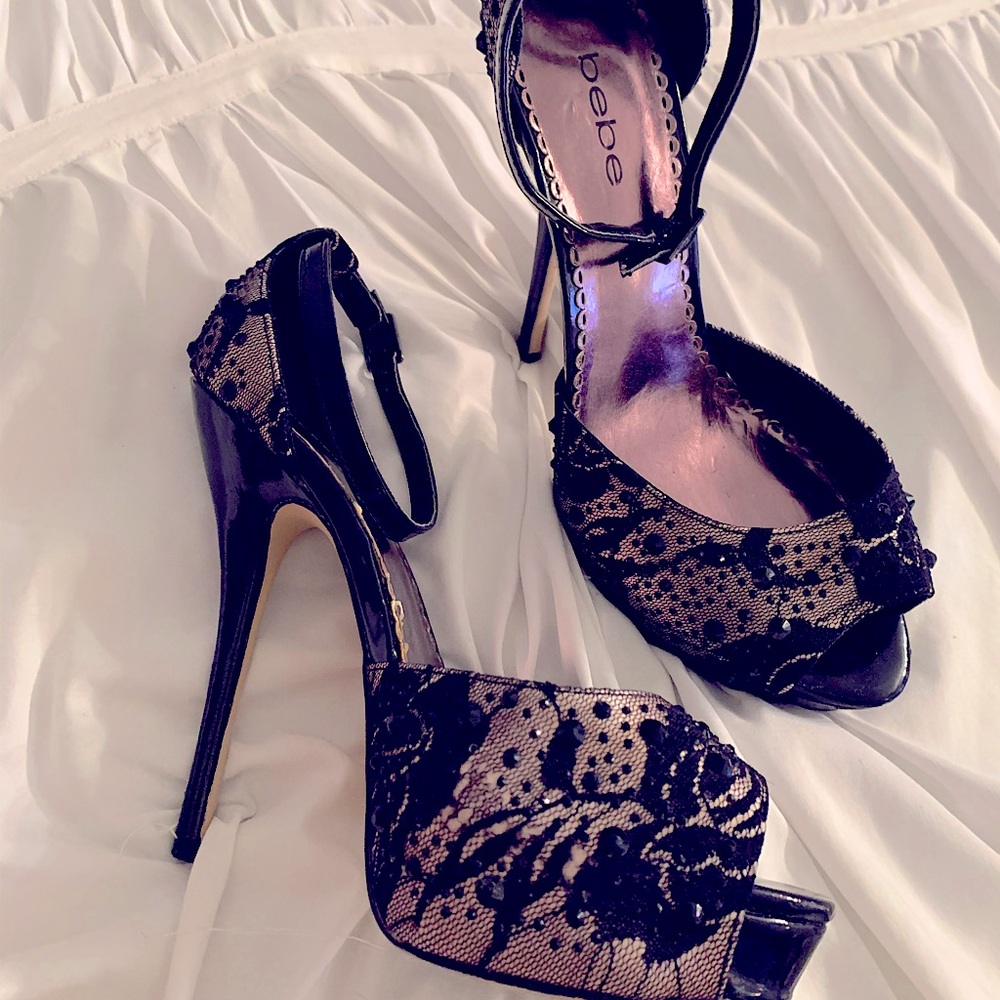 Bebe Super high platform shoes 8.5 black lace!